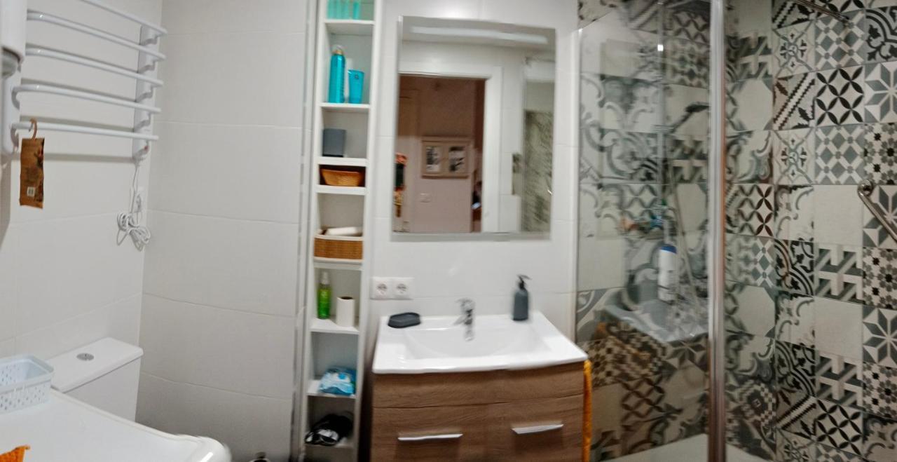 Suite Lay Сарагоса Екстер'єр фото
